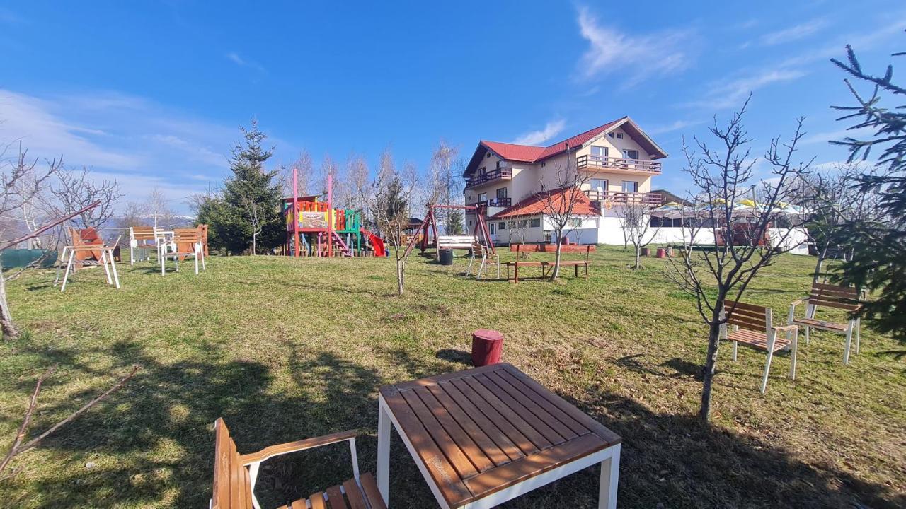 Pensiune Runcu Stone Kültér fotó